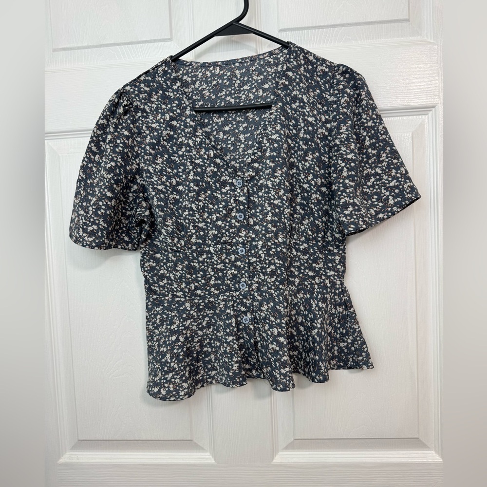 Elegant Floral V-Neck Blouse
